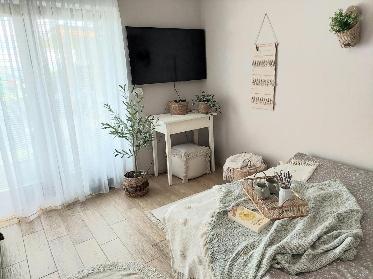 Vineyard Cottage Lan Na Hribu Semic ภายนอก รูปภาพ